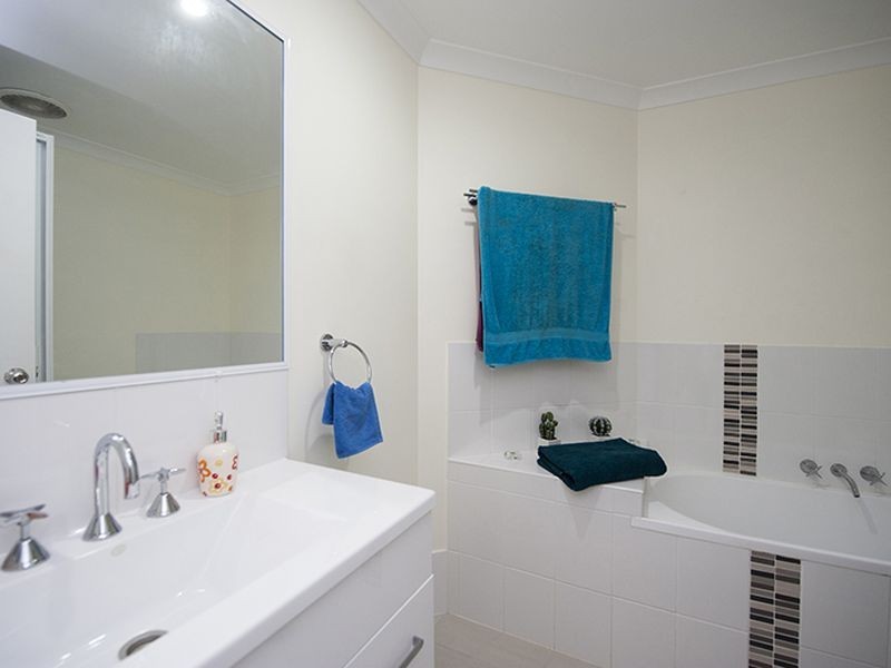 2/21 Parsloe Street, Telina QLD 4680