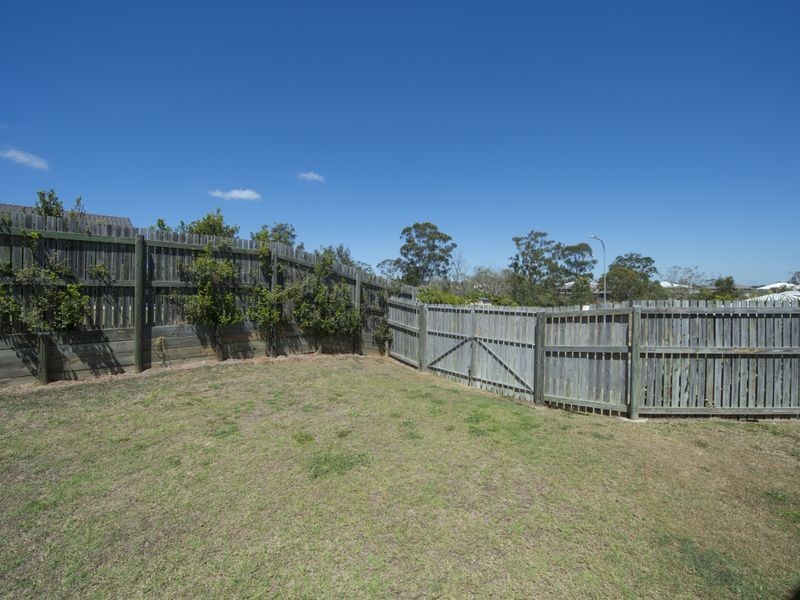 23 Dean Street, Glen Eden QLD 4680