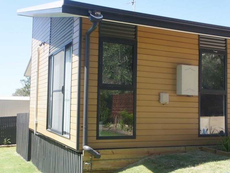 1&2/28 Flounder Crescent, Toolooa QLD 4680