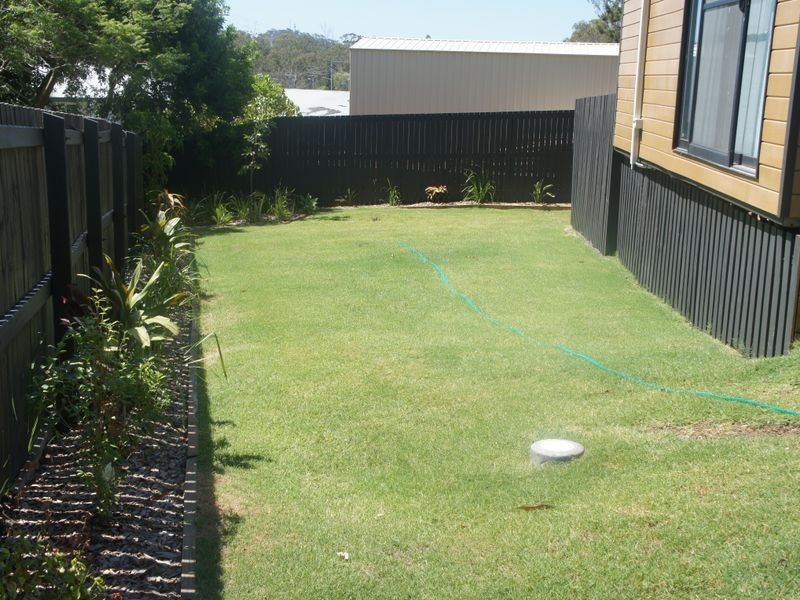 1&2/28 Flounder Crescent, Toolooa QLD 4680