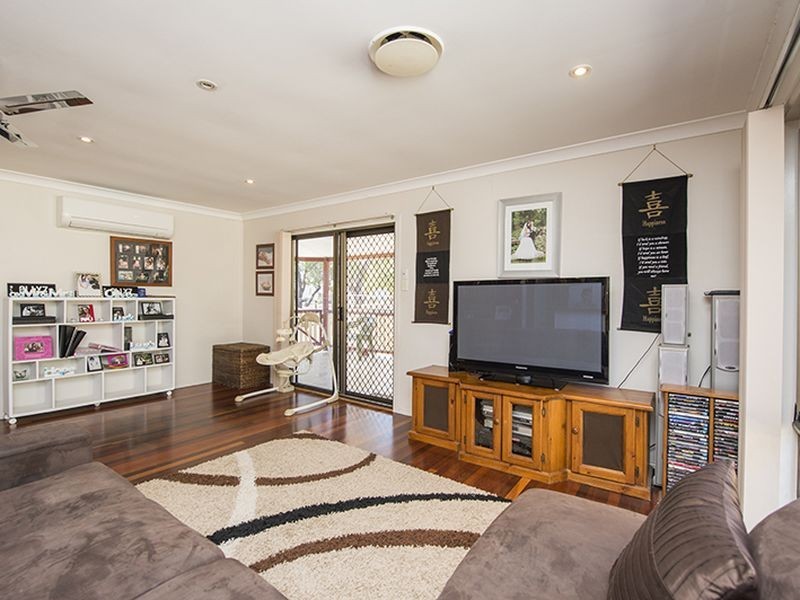 28 Lyons Street, South Gladstone QLD 4680