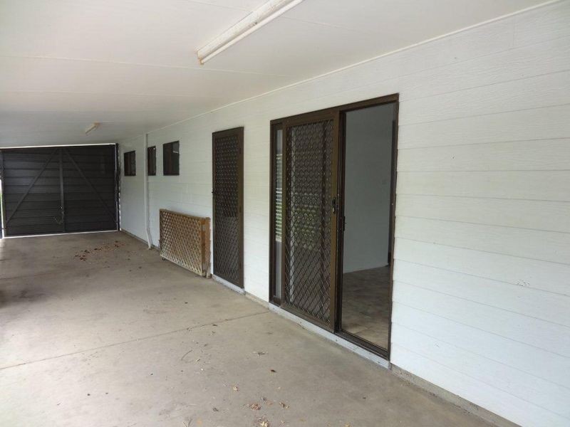 9 Daniel Drive, New Auckland QLD 4680