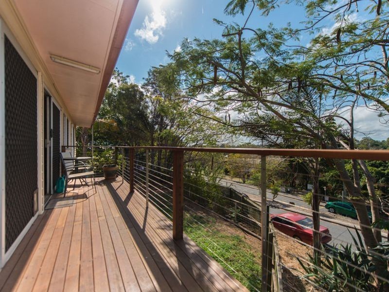 9 Curtis Street, West Gladstone QLD 4680