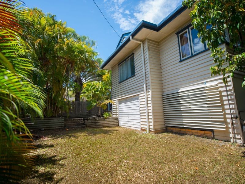 5 George Street, West Gladstone QLD 4680