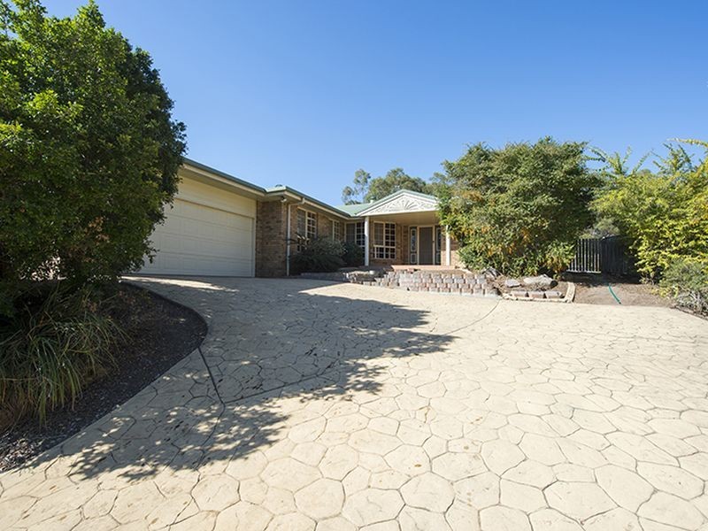 7 Daydream Drive, Clinton QLD 4680