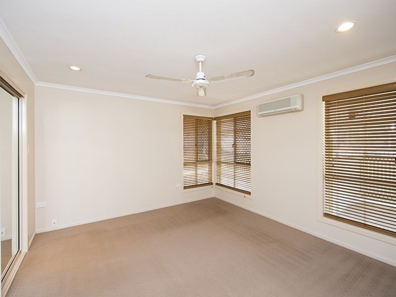 7 Daydream Drive, Clinton QLD 4680