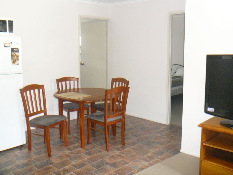 14 Mccann Street, South Gladstone QLD 4680