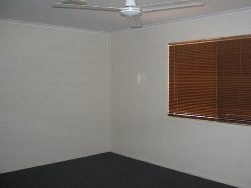 14 Mccann Street, South Gladstone QLD 4680