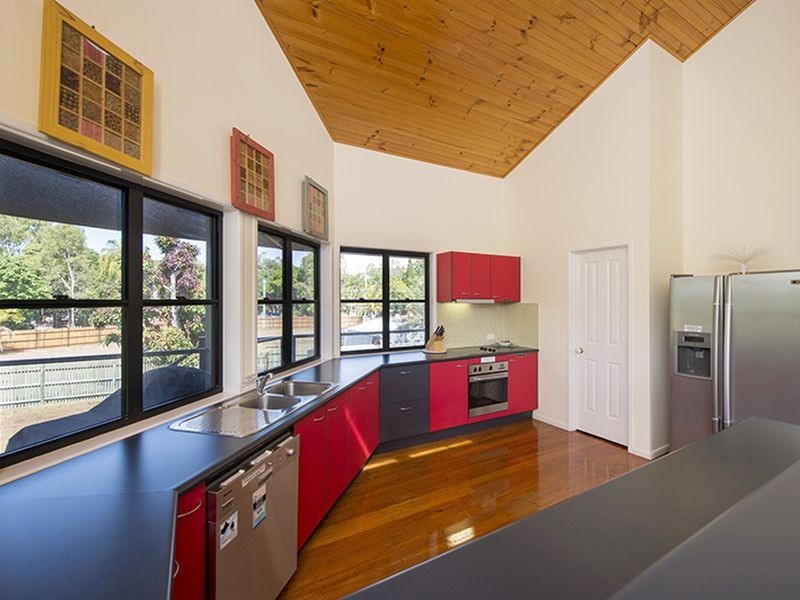 35 Beach Houses Estate Road, Agnes Water QLD 4677