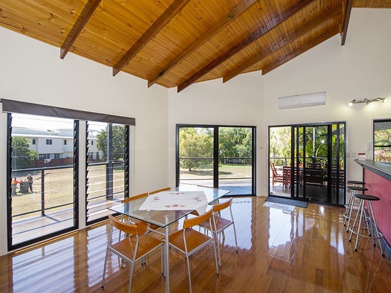 35 Beach Houses Estate Road, Agnes Water QLD 4677