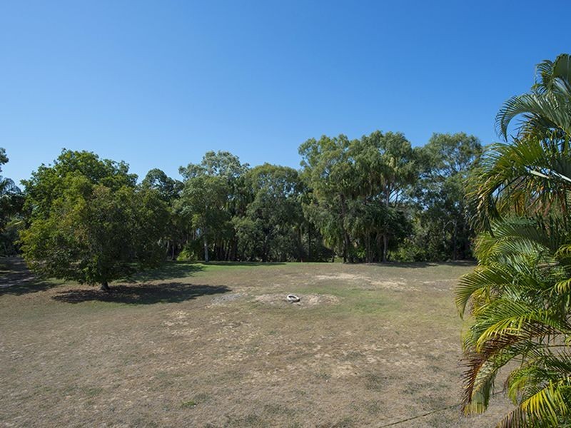 35 Beach Houses Estate Road, Agnes Water QLD 4677