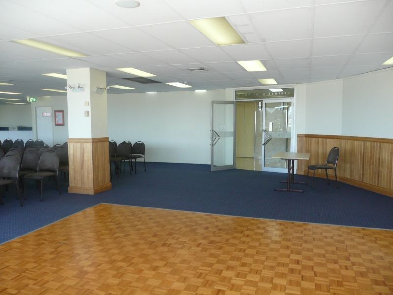 4/100 Goondoon Street, Gladstone QLD 4680