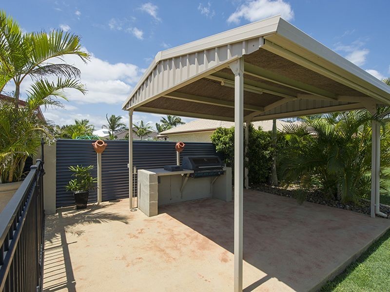 15 Reinaerhoff Crescent, Glen Eden QLD 4680