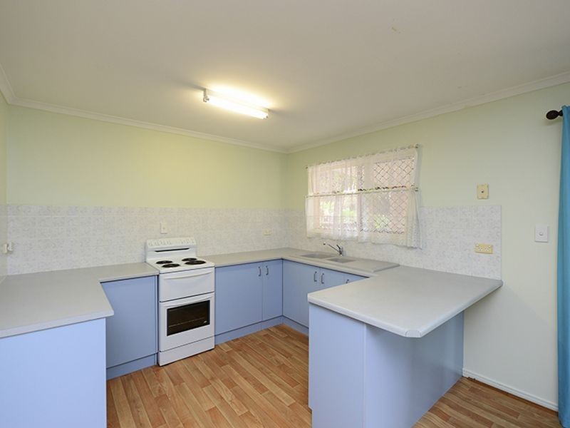 14 Ferguson Crescent, West Gladstone QLD 4680