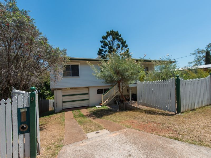 9 Peters Crescent, West Gladstone QLD 4680