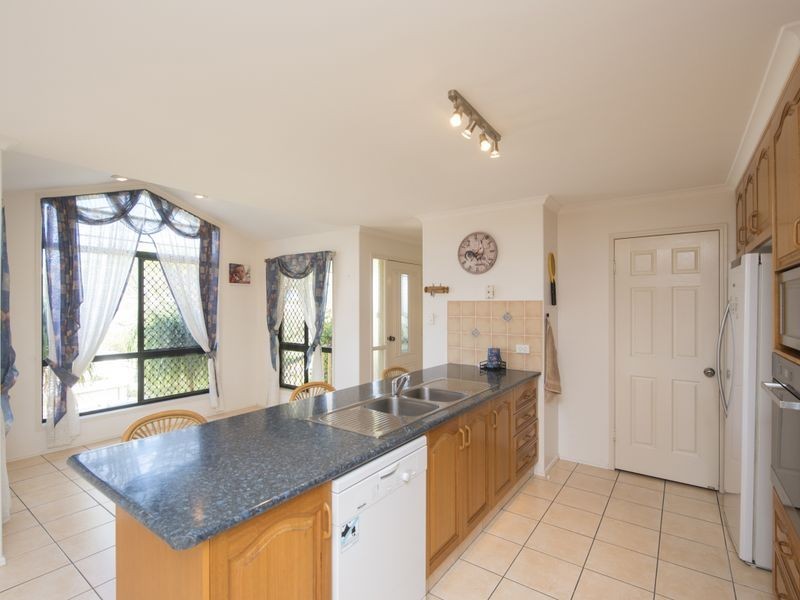 176 J Hickey Avenue, Clinton QLD 4680