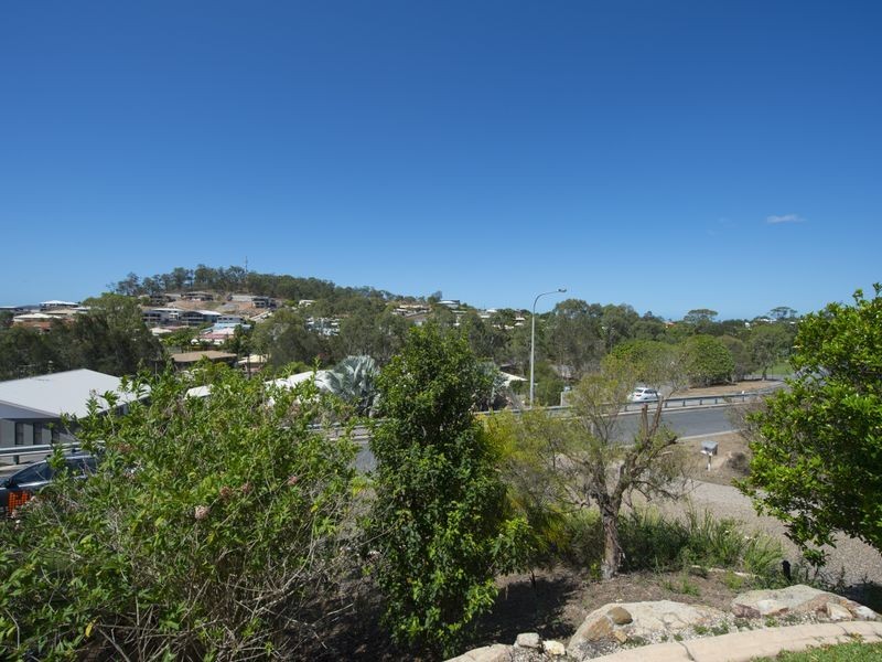 176 J Hickey Avenue, Clinton QLD 4680