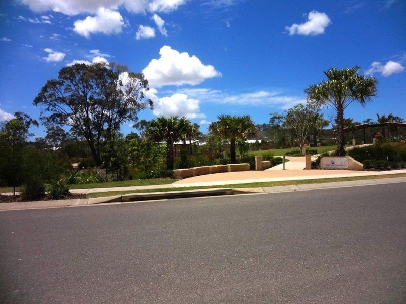 28 Woodland Court, Kirkwood QLD 4680