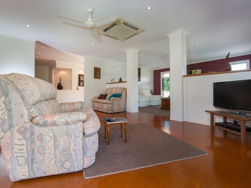 1 Phoenix Place, Telina QLD 4680