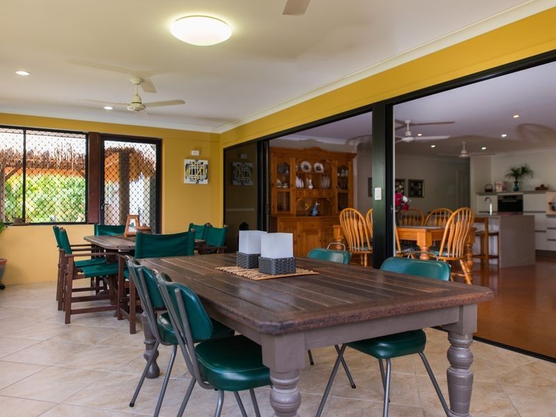 1 Phoenix Place, Telina QLD 4680