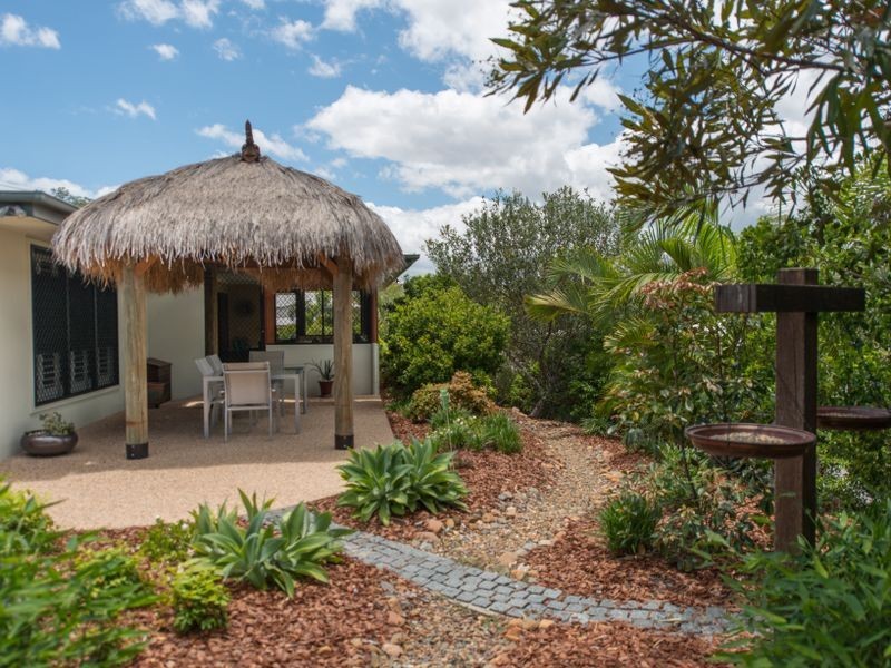 1 Phoenix Place, Telina QLD 4680