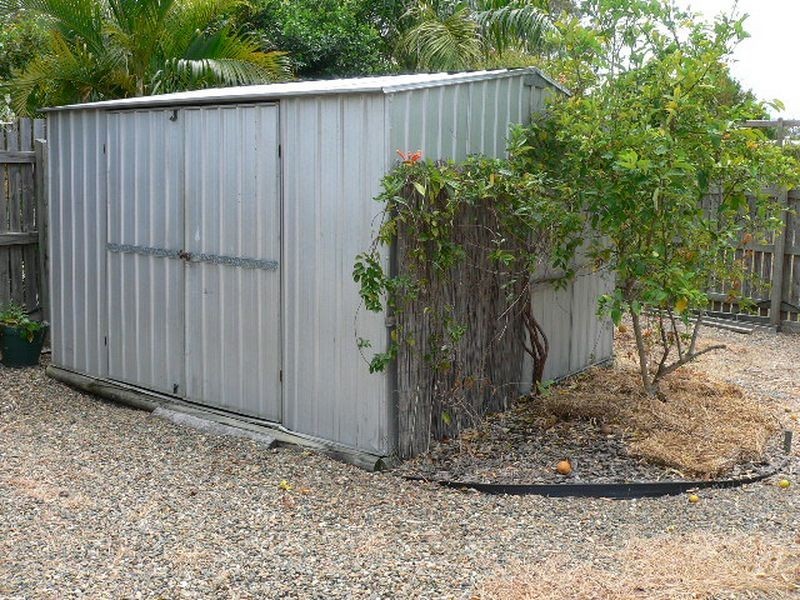 17 Katrina Boulevard, New Auckland QLD 4680