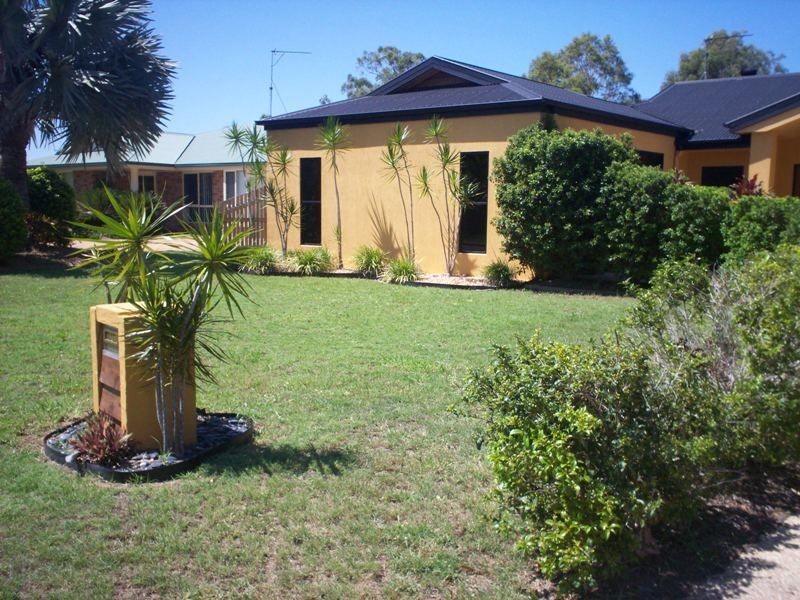 17 Katrina Boulevard, New Auckland QLD 4680