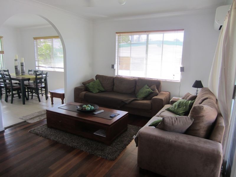 19 Penda Avenue, New Auckland QLD 4680