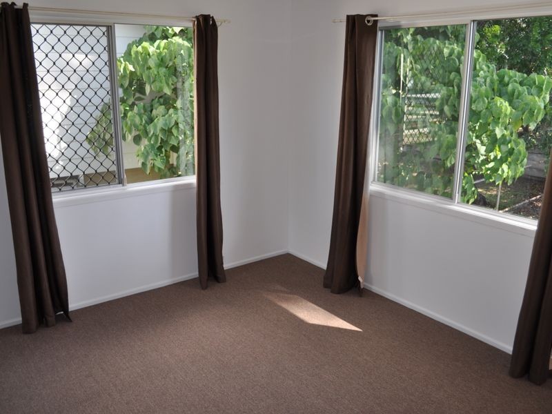 19 Penda Avenue, New Auckland QLD 4680