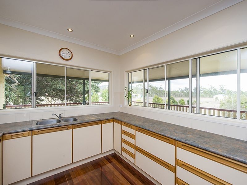 5 Pams Court, Beecher QLD 4680
