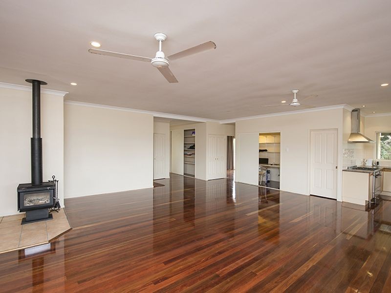 5 Pams Court, Beecher QLD 4680