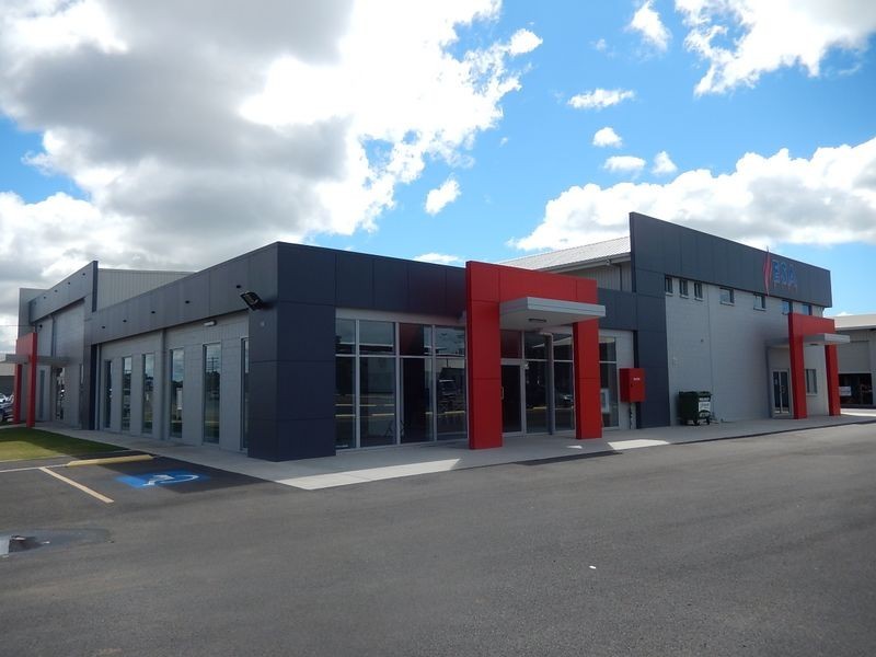 10 Side Street, Gladstone QLD 4680