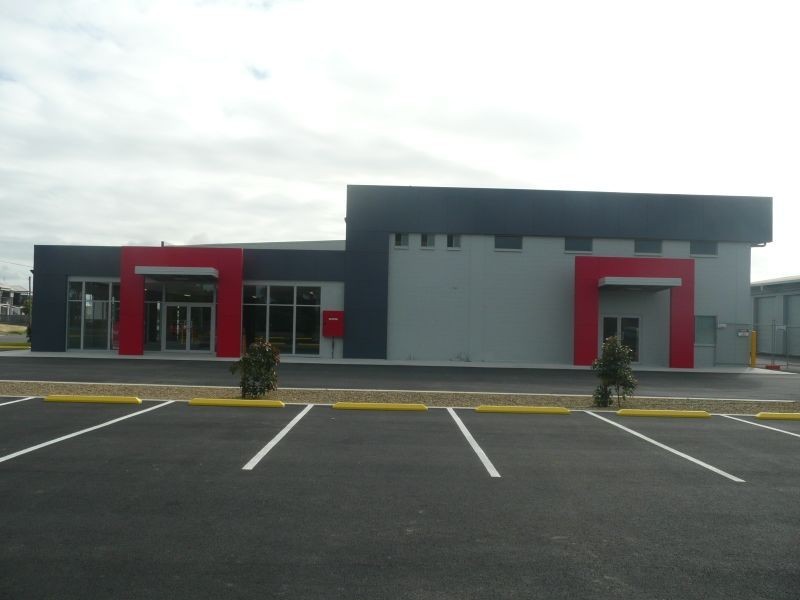 10 Side Street, Gladstone QLD 4680