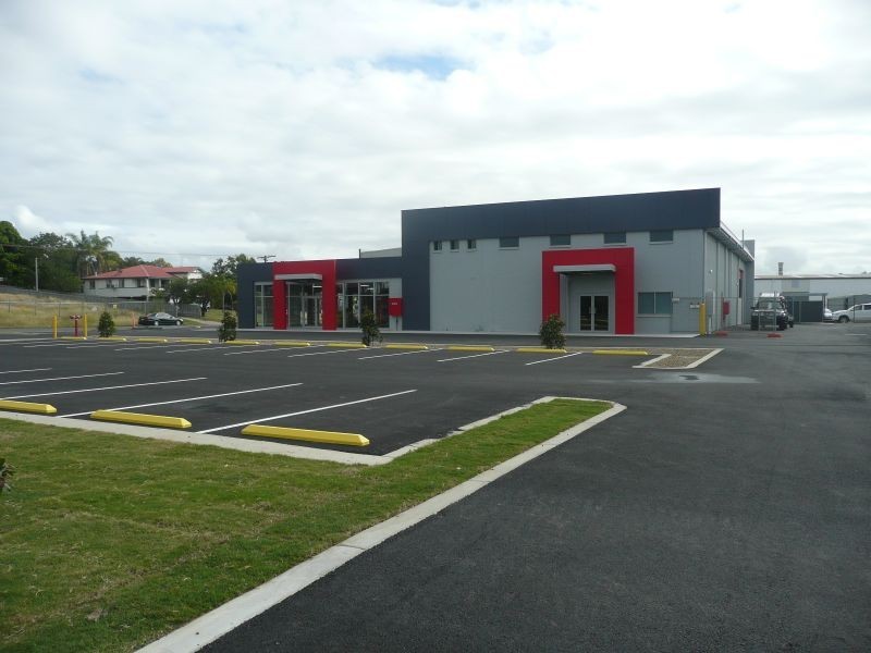 10 Side Street, Gladstone QLD 4680