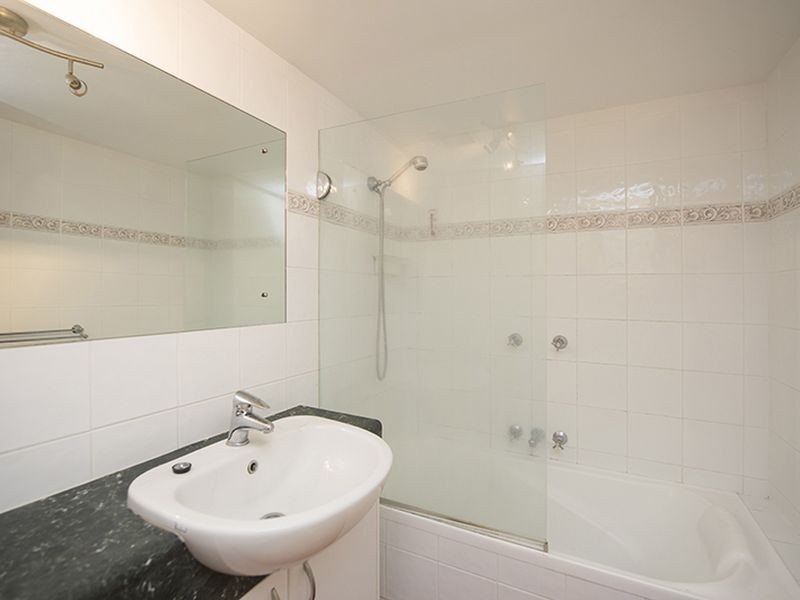 37/32 Kent Street, West Gladstone QLD 4680