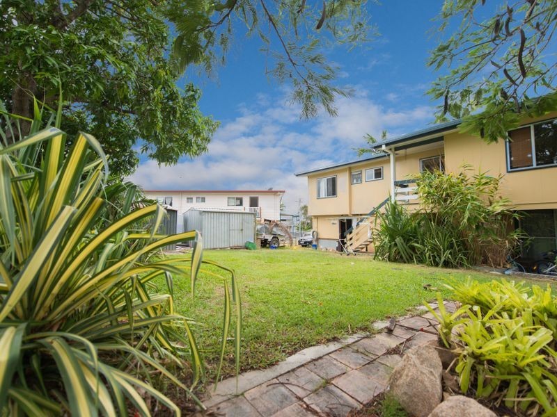 34 Pashley Street, Clinton QLD 4680