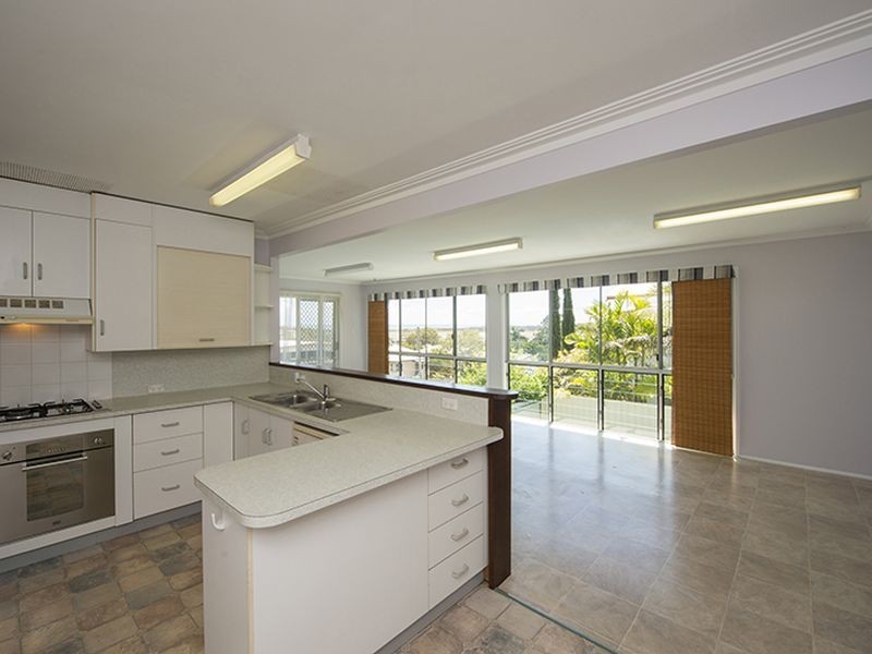 35 Roberts Street, South Gladstone QLD 4680