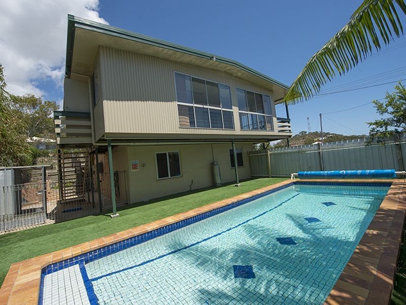 35 Roberts Street, South Gladstone QLD 4680