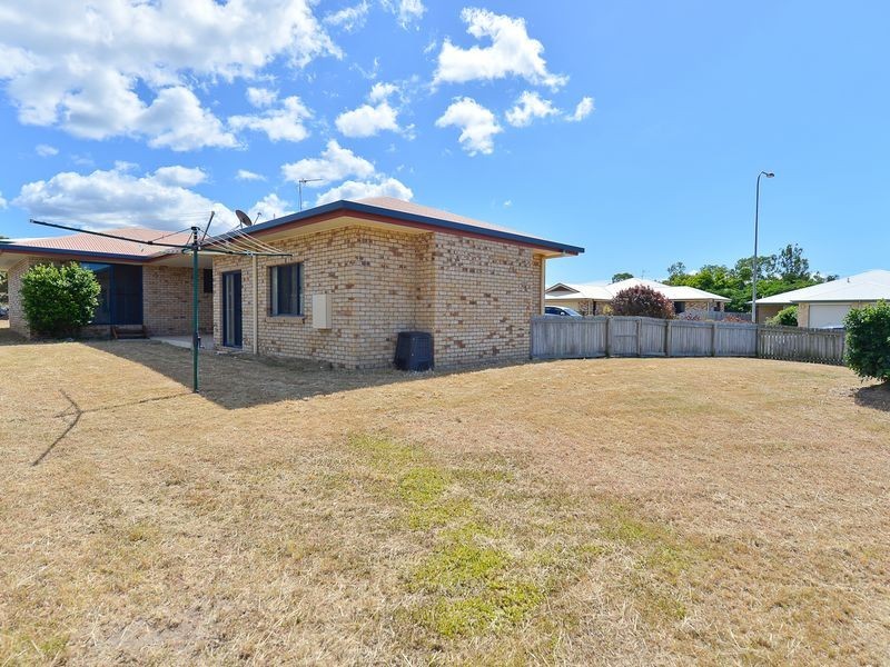 14 Wicks Street, New Auckland QLD 4680