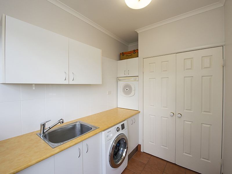 10 Columbia Avenue, Clinton QLD 4680