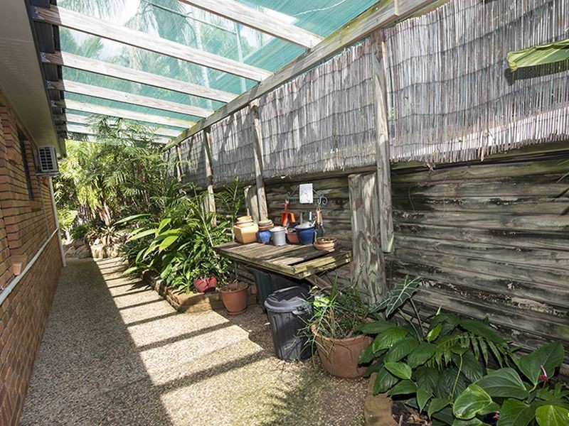 10 Columbia Avenue, Clinton QLD 4680