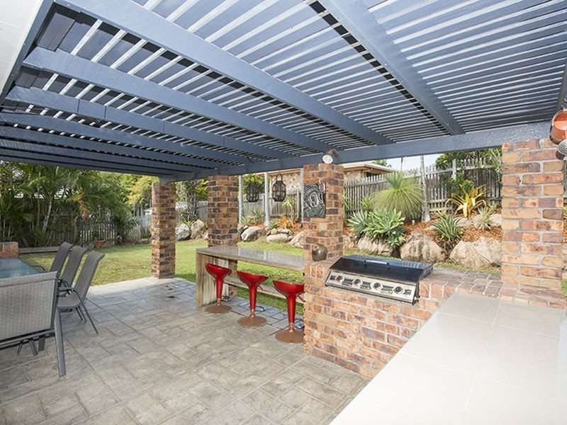 9 Lagoon Court, Clinton QLD 4680