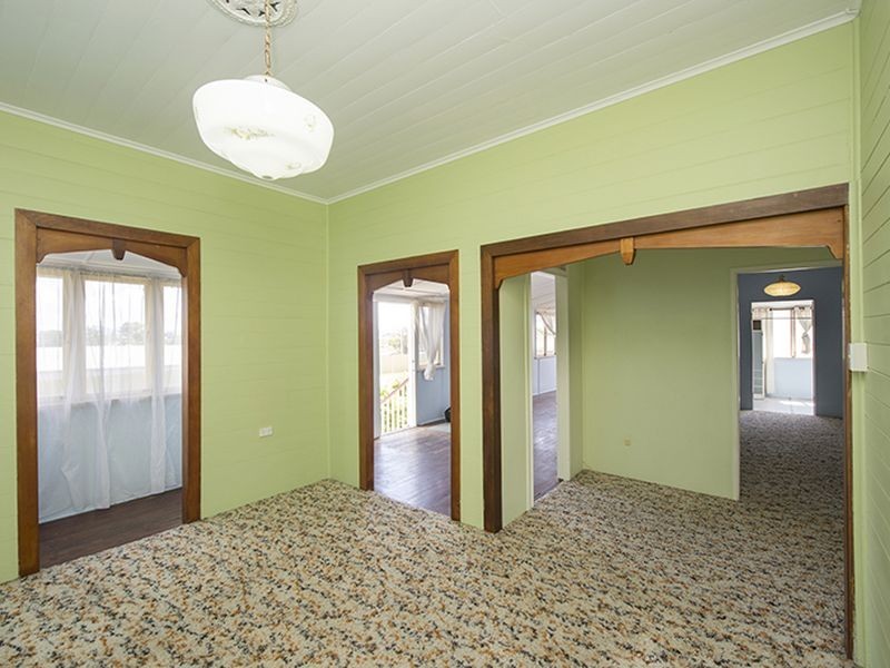 69 Tank Street, West Gladstone QLD 4680