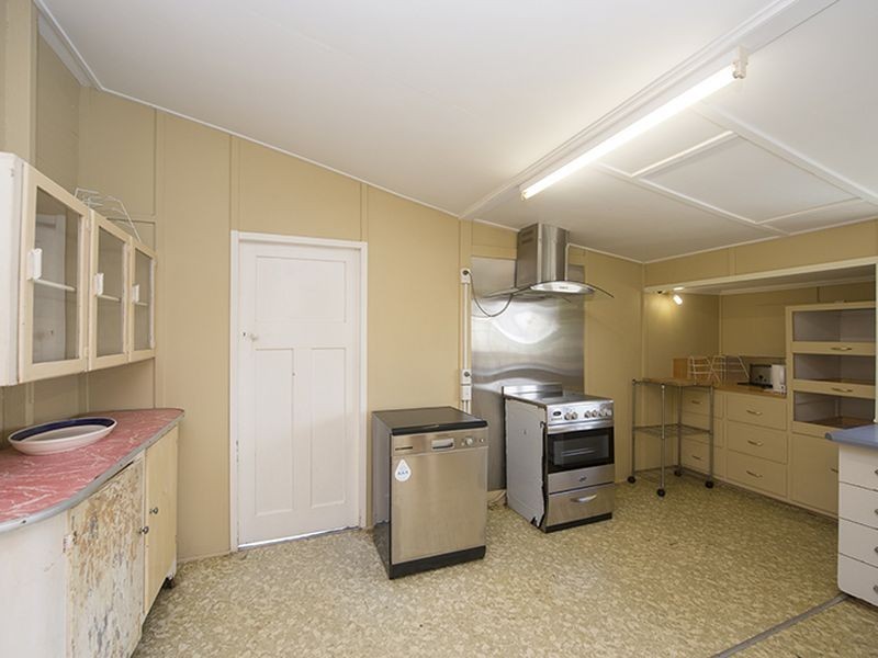 69 Tank Street, West Gladstone QLD 4680