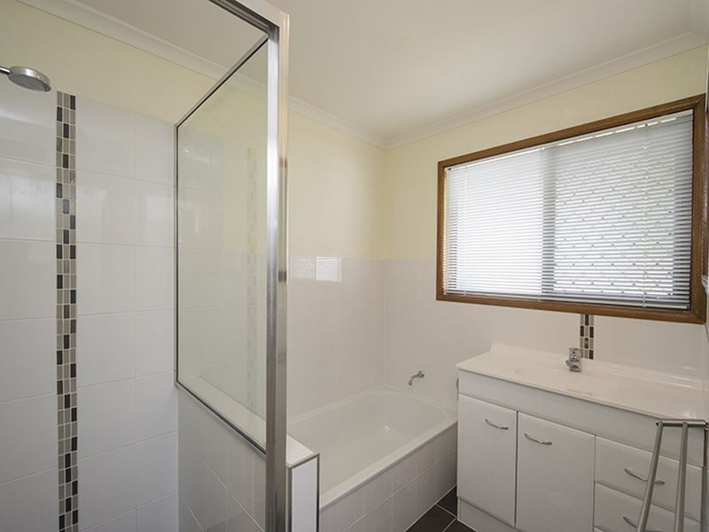 3 Dame Pattie Avenue, Clinton QLD 4680