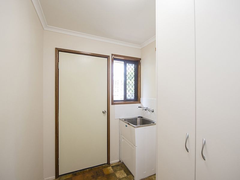 3 Dame Pattie Avenue, Clinton QLD 4680