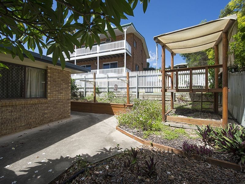 3 Dame Pattie Avenue, Clinton QLD 4680