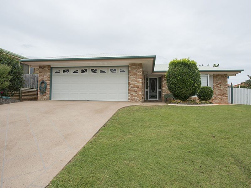 6 Buckingham Court, Telina QLD 4680