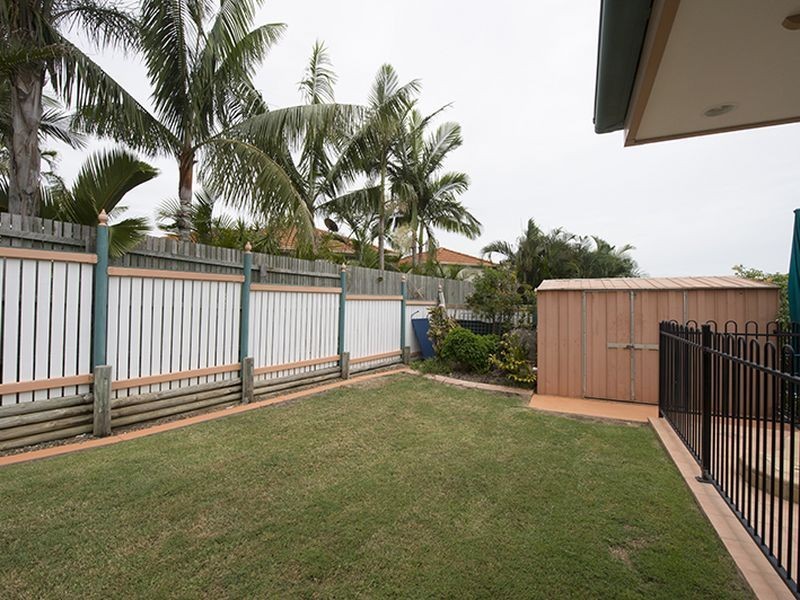 6 Buckingham Court, Telina QLD 4680