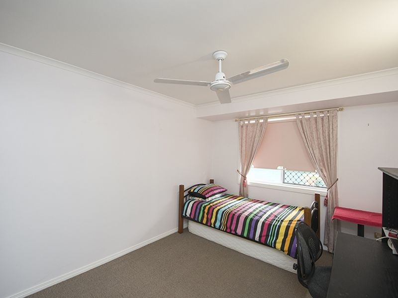 6 Buckingham Court, Telina QLD 4680